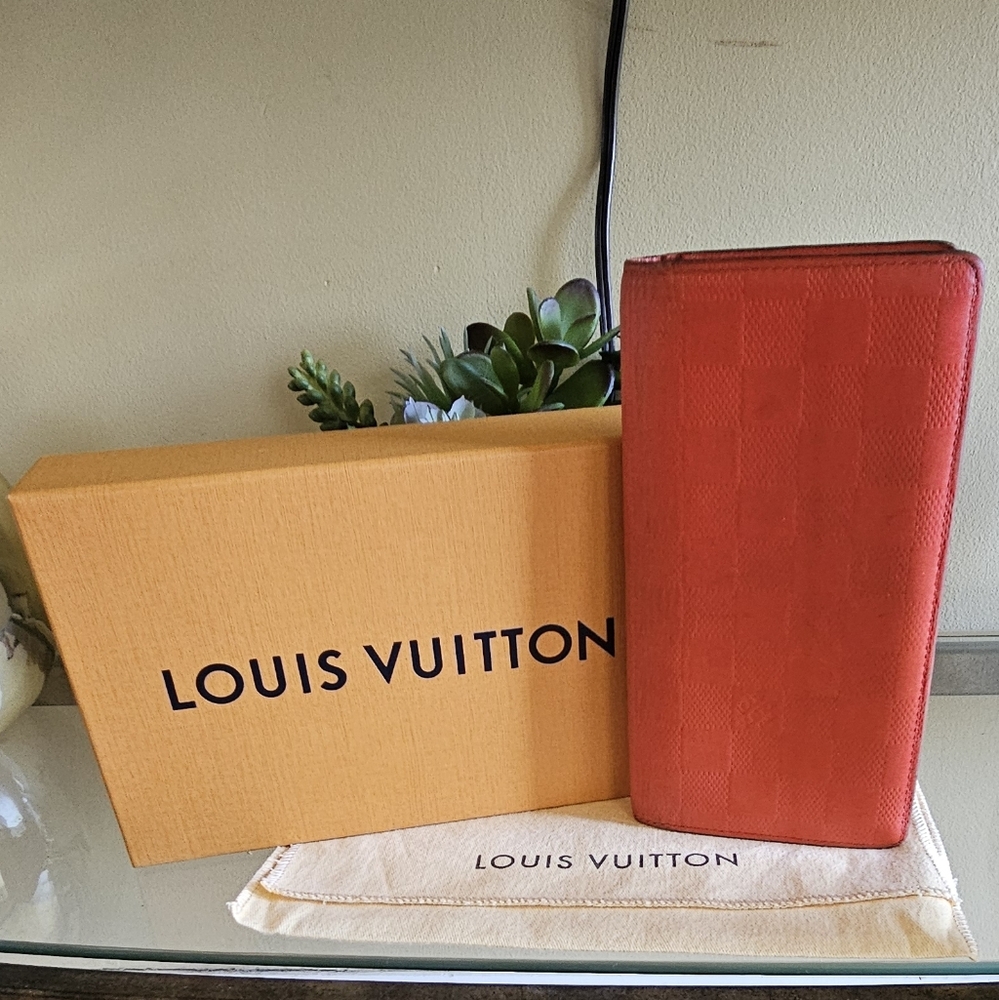 Louis Vuitton Damier Brazza Long Leather Wallet